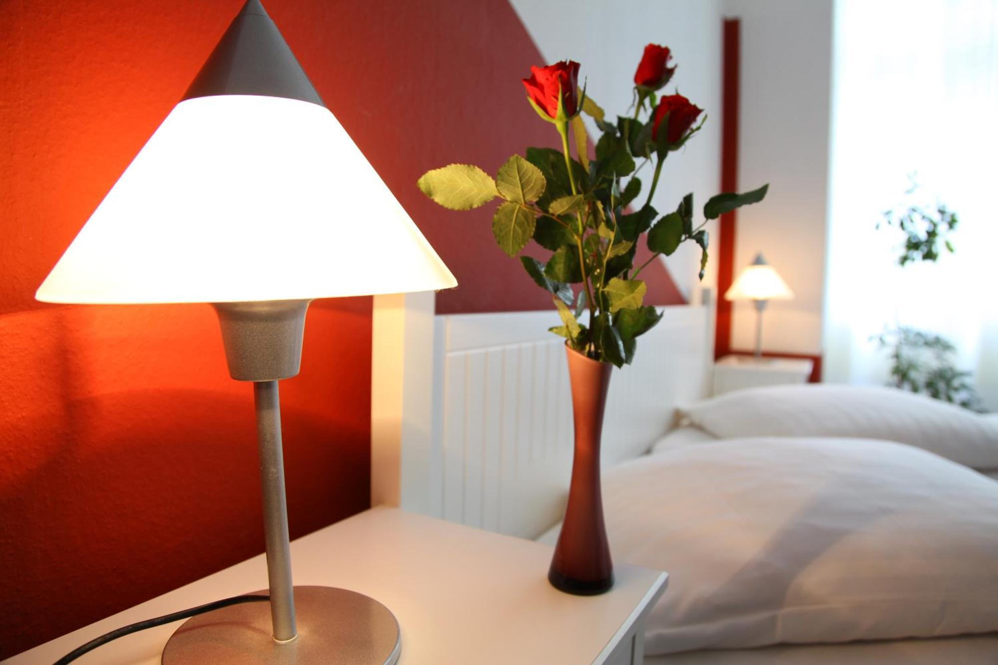 Hotel Pension Insor เบอร์ลิน ภายนอก รูปภาพ