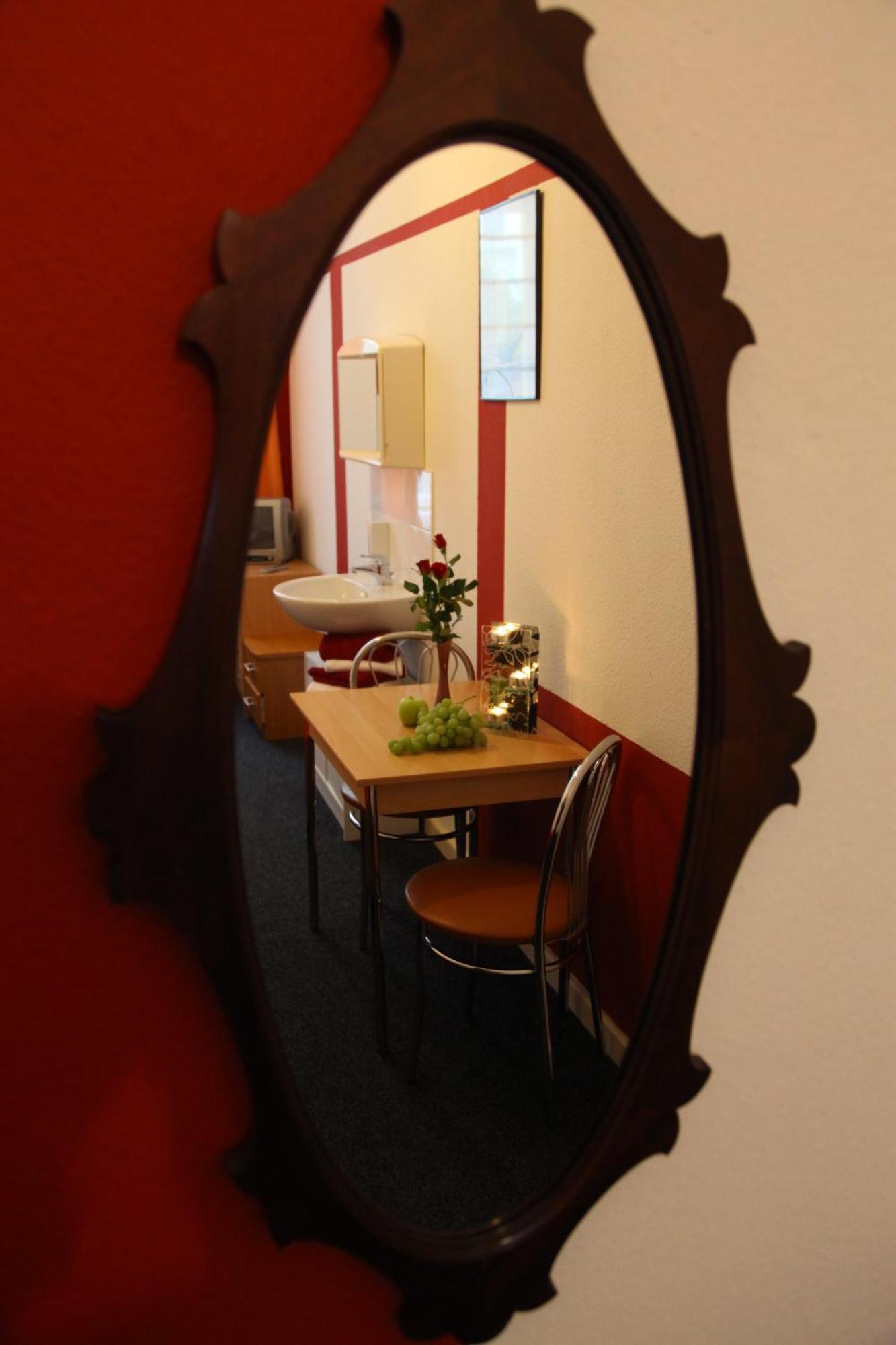 Hotel Pension Insor เบอร์ลิน ภายนอก รูปภาพ